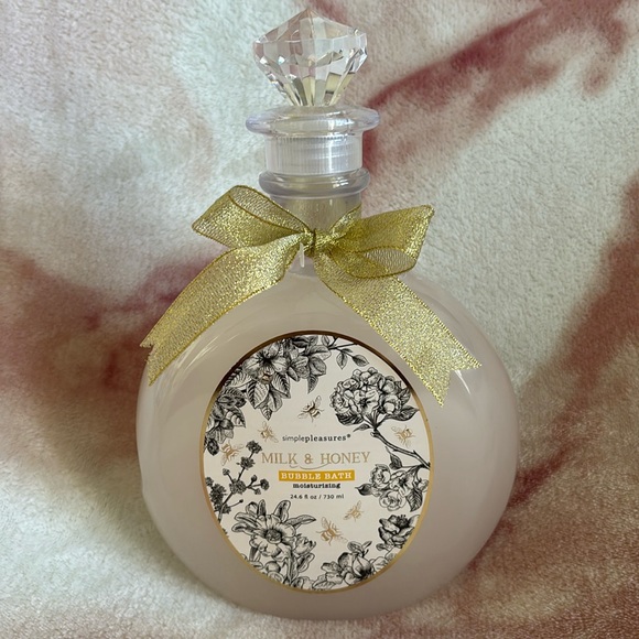 Simple Pleasures Milk & Honey Bee Themed Moisturizing Bubble Bath 24.6 oz NWT - Picture 1 of 16